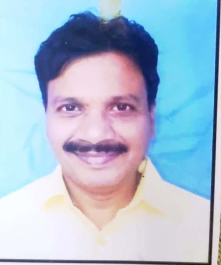 Photograph of Dr. Sirikonda Srinivas, Physics teacher